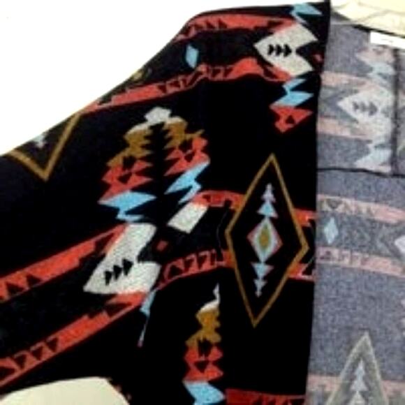 Painted Threads Open Front Black Orange Aztec Cardigan - Picture 4 of 12